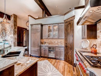 Four Bedroom Upscale Ski Home Perfect for Entertaining